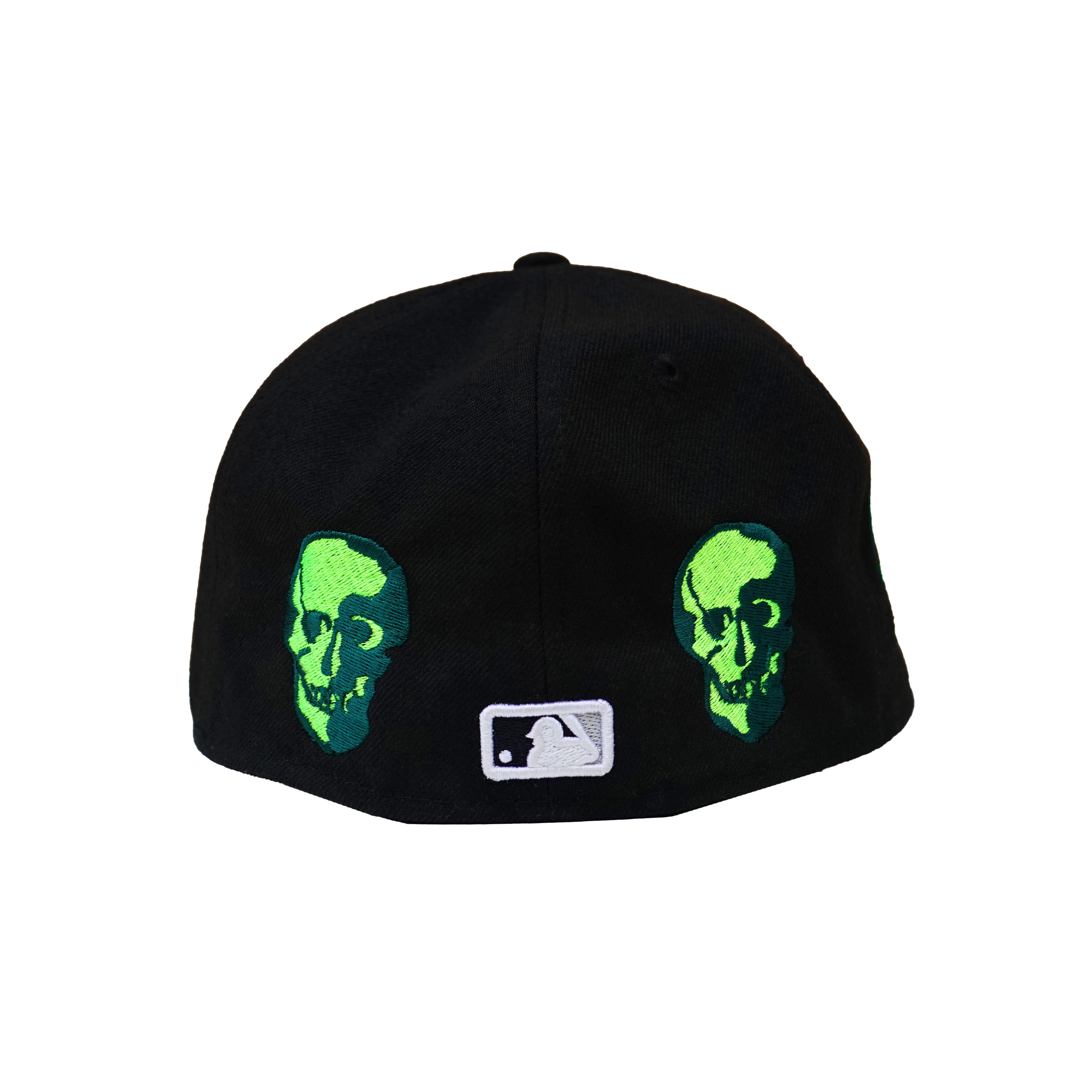 "Skull" White Sox Fitted Cap